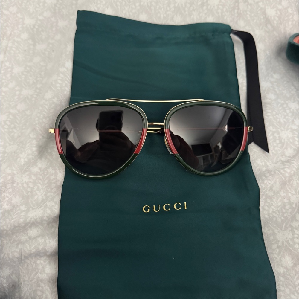 Gucci Gold and Black Sunglasses Aviator Style